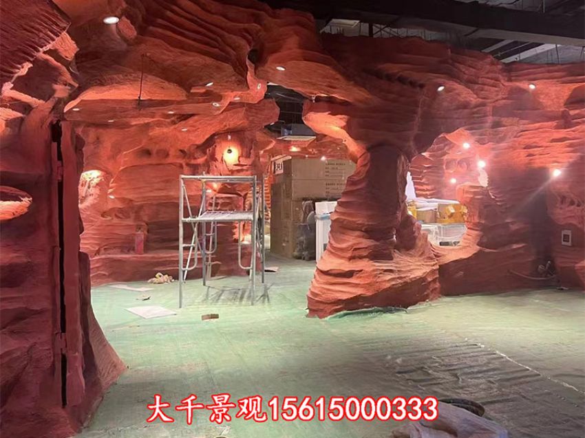點(diǎn)擊查看詳細(xì)信息<br>標(biāo)題：溶洞民宿 閱讀次數(shù)：333
